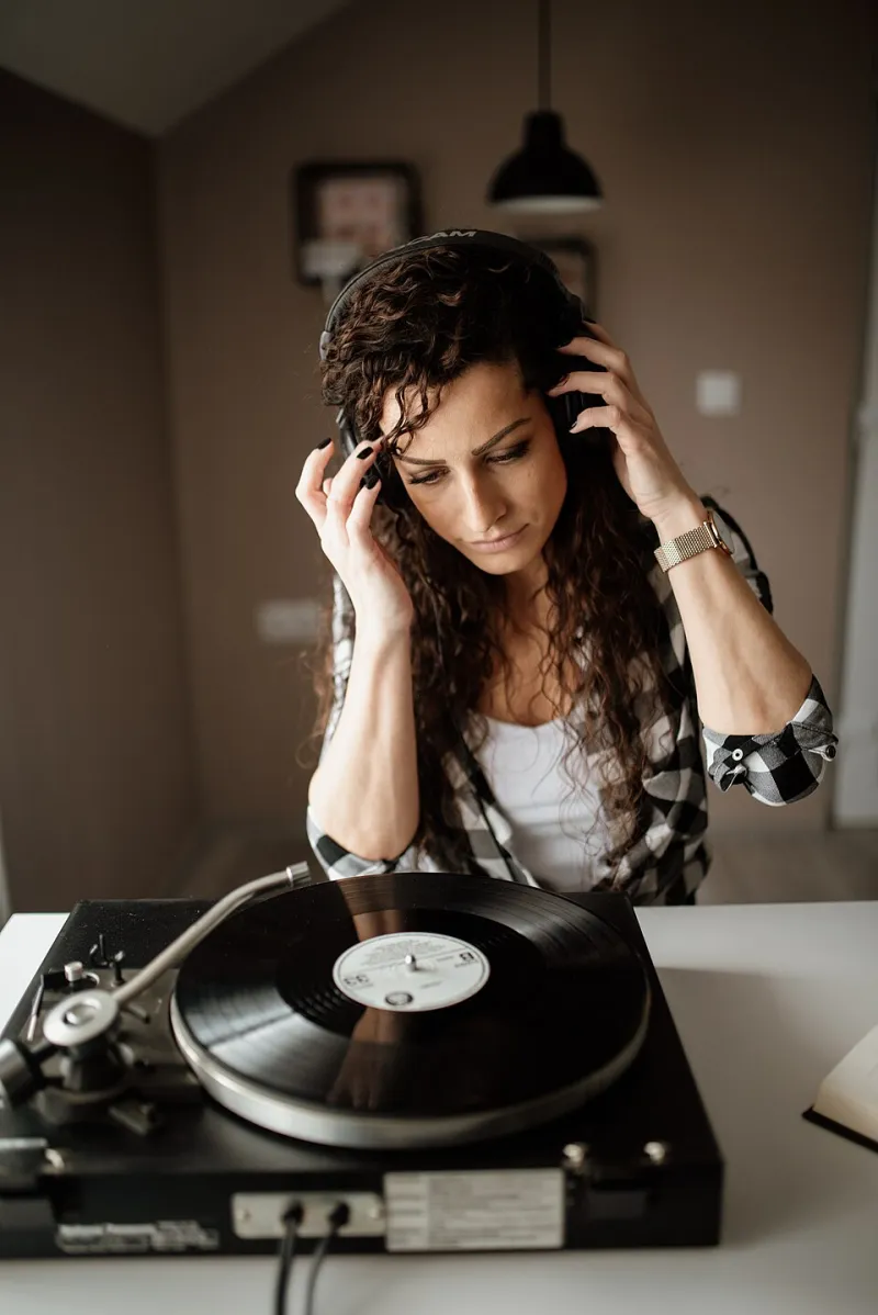 Earbuds In, Critics Out: How Serialized Audio Drama Became the Most Ambitious Storytelling Nobody's Reviewing